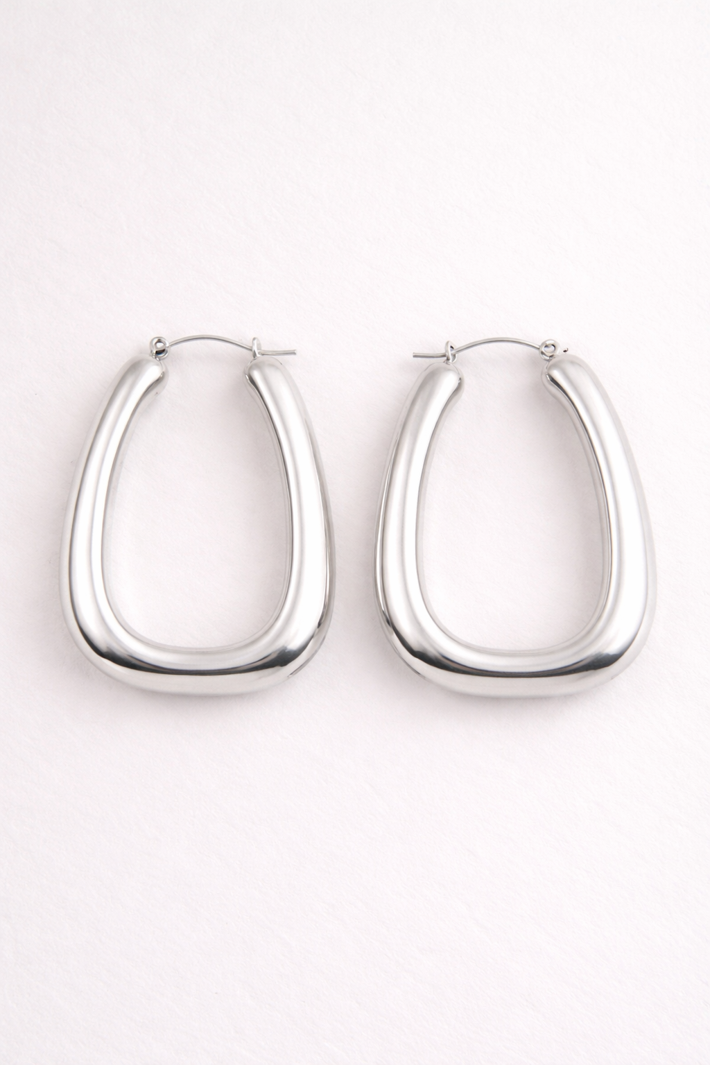 Silver Sculptural Hoop Earrings – Modern Minimal Statement