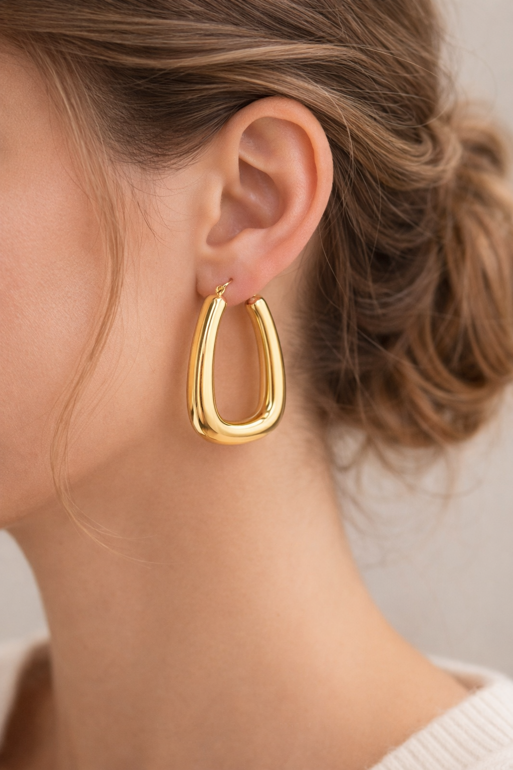 Gold Sculptural Hoop Earrings – Modern Minimal Statement