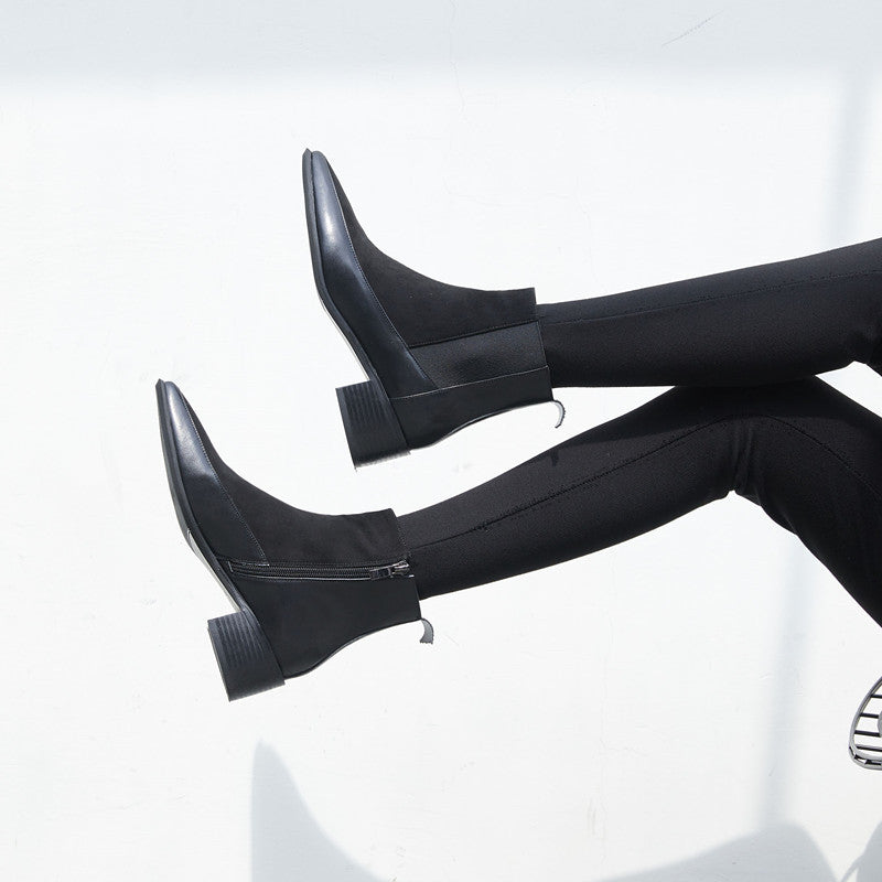 Elegant Leather Chelsea Boots