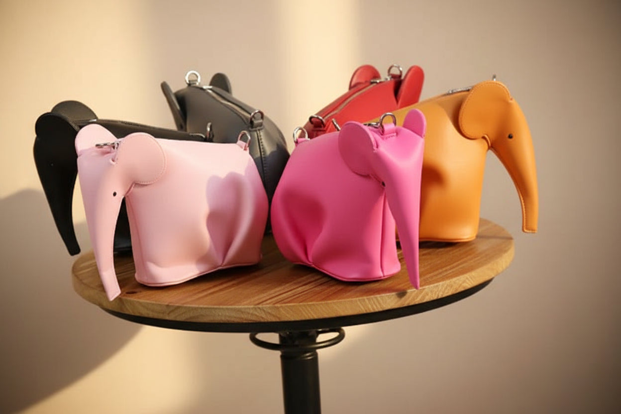 HAVA Éléphant 3D Crossbody – Artistic Statement Bag