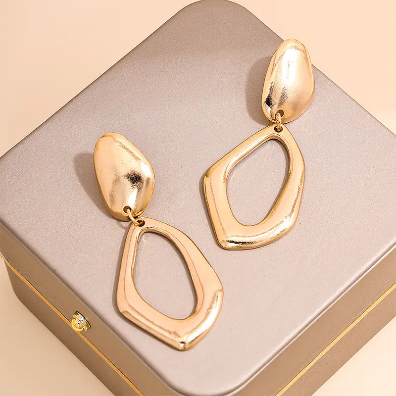 Modern Geometric Gold Drop Earrings – Minimalist Statement Jewelry