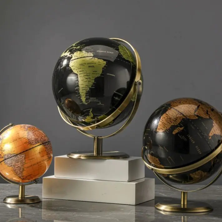 Modern Black & Gold Globe Sculpture – Luxury Home & Office Decor.