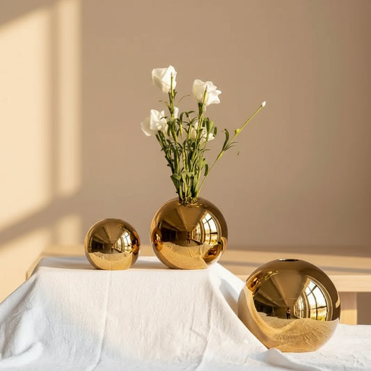 Modern Gold Sphere Vase – Luxury Ceramic Home Decor Accent